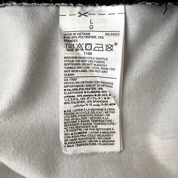 Old Navy Active Floral Capri Leggings - Picture 6 of 7